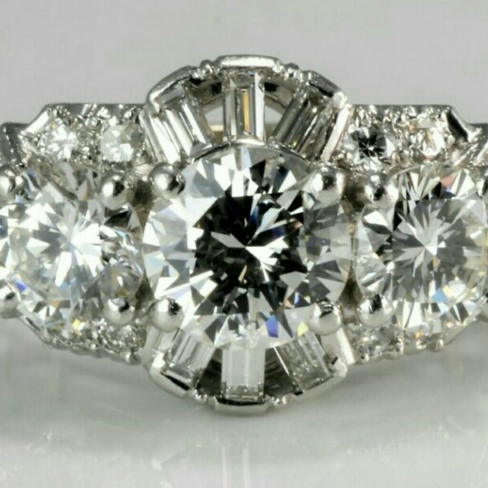 Diamond vintage ring